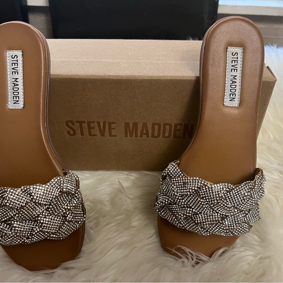 Steve Madden Rhinestone Sandals NIB - Picture 4 of 4